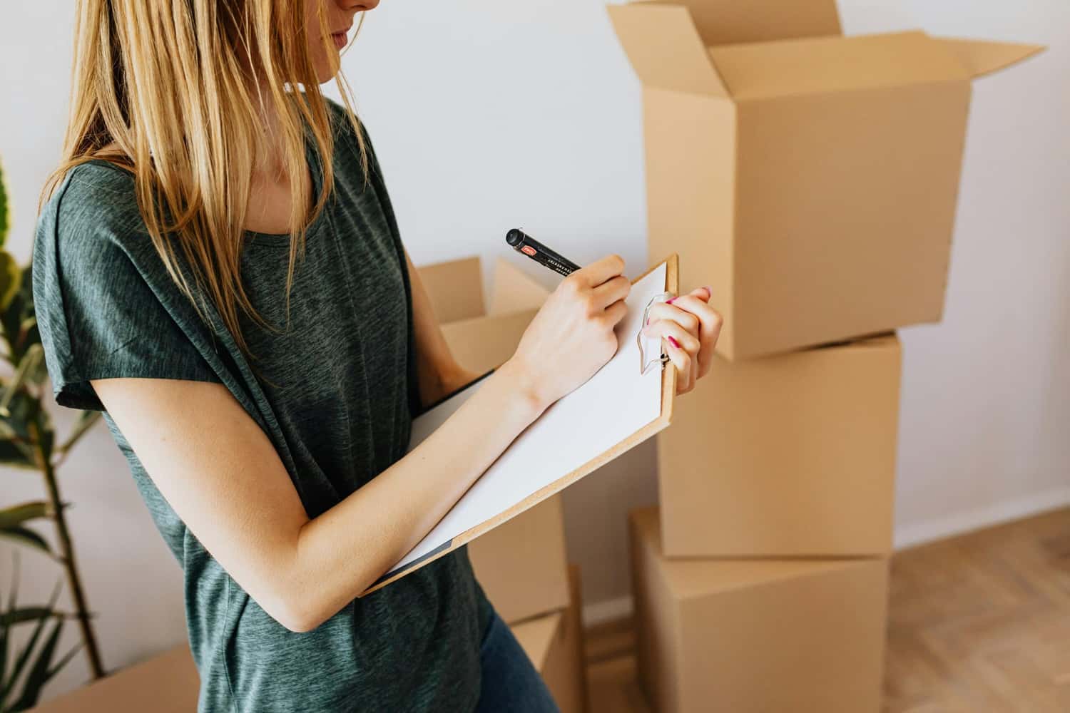 Lista de enxoval para casa, checklist do que comprar antes da mudança.