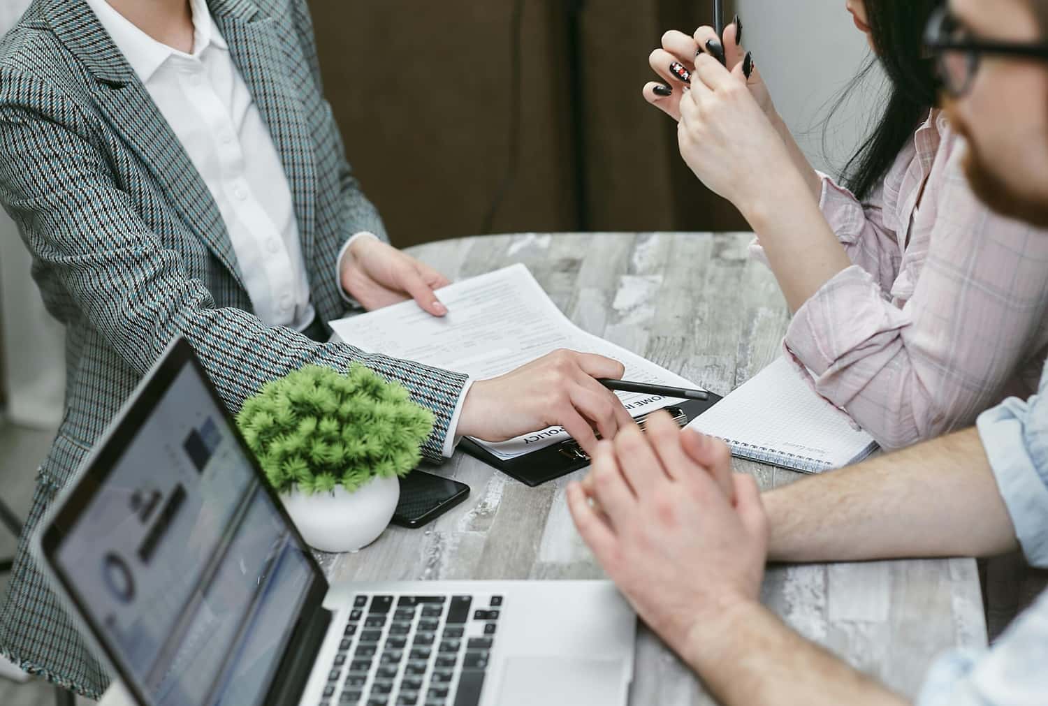 Conheça os tipos de financiamento. Reunião para conhecer todos os processos.