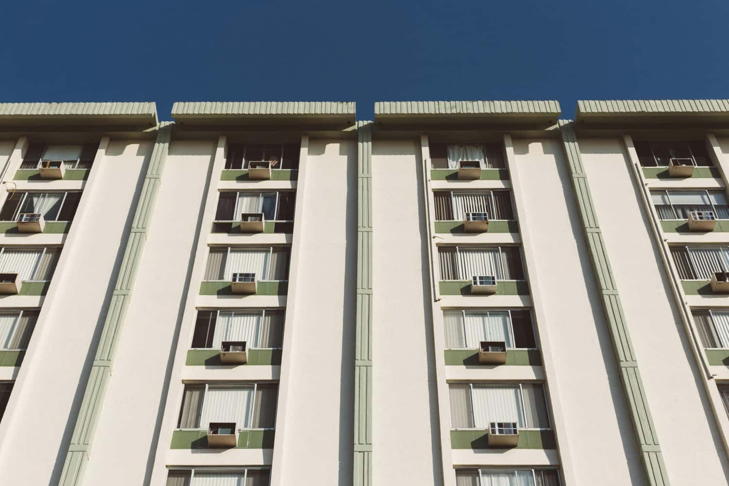 vantagens e desvantagens de comparar apartamento no alto